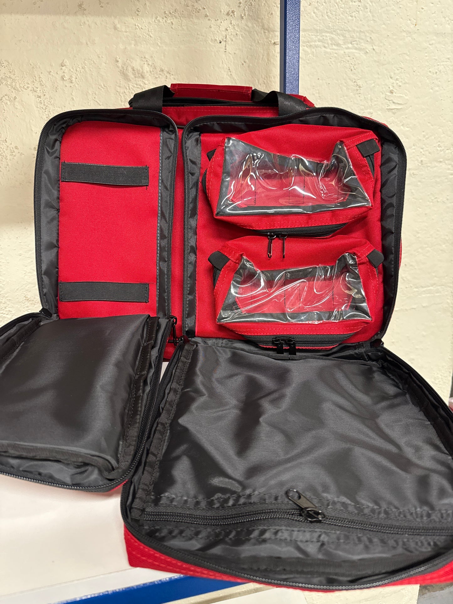 Red medium responder bag -