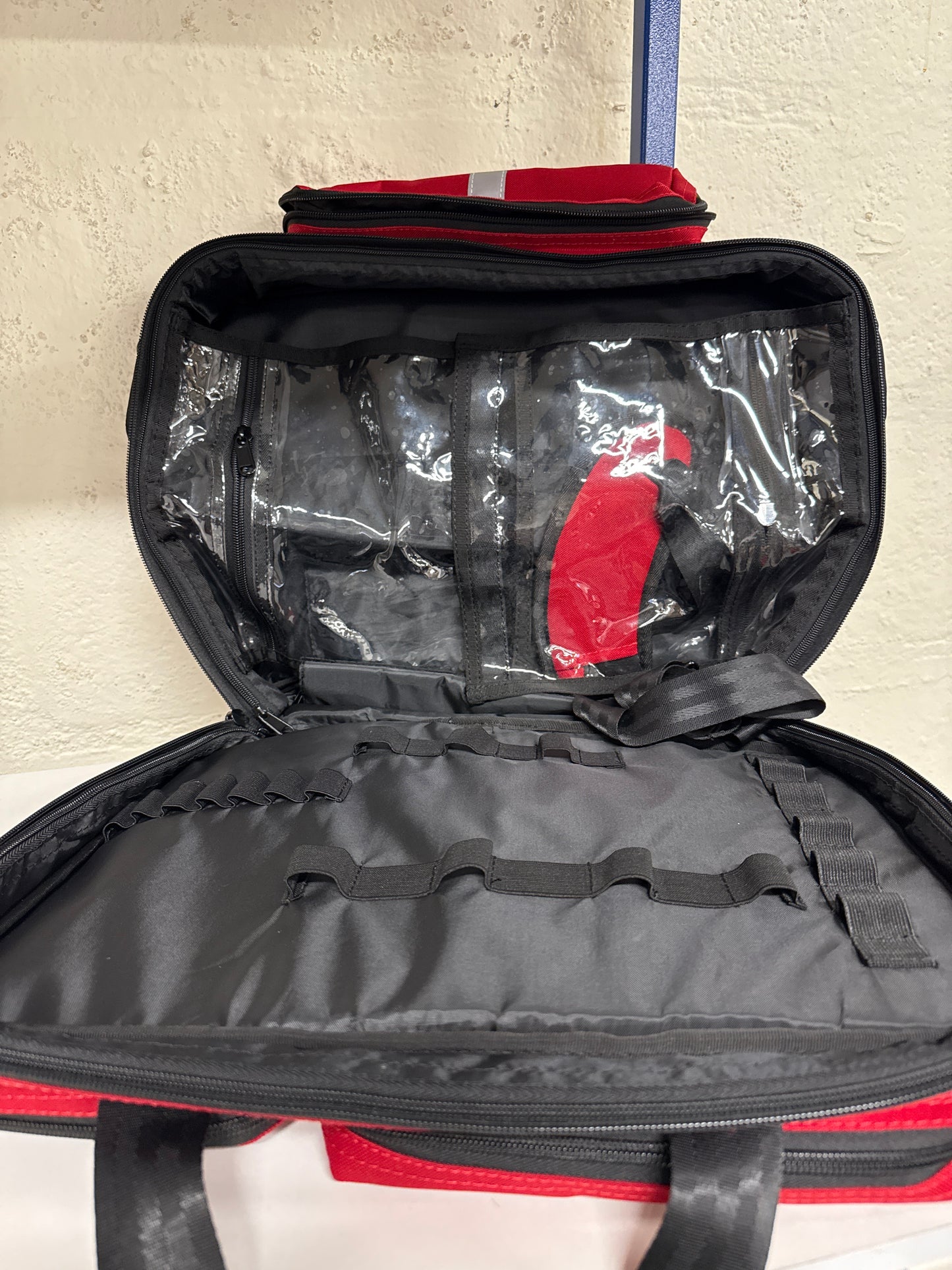Red medium responder bag -